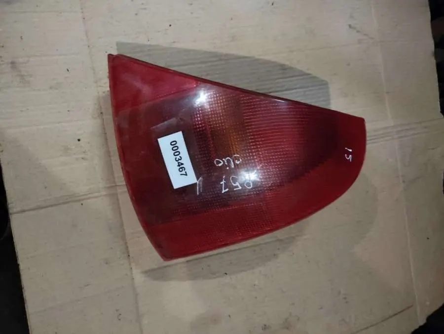 Фонарь задний правый Renault Clio 1 поколение