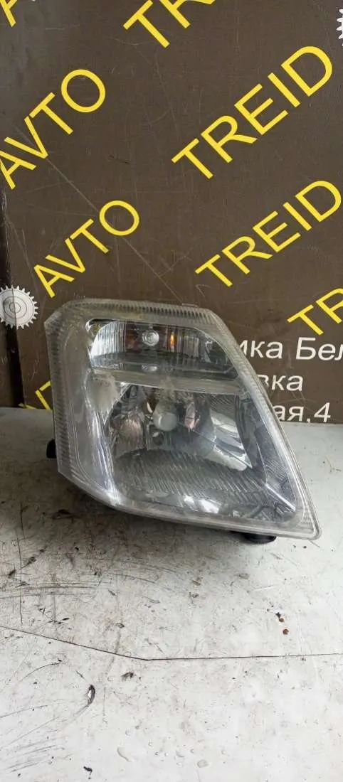 Фара передняя правая Citroen C2 1 поколение