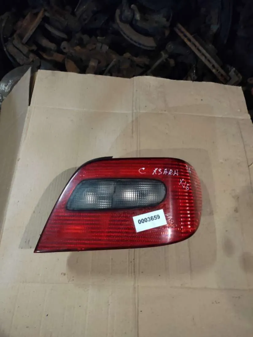 Фонарь задний правый Citroen Xsara 1 поколение