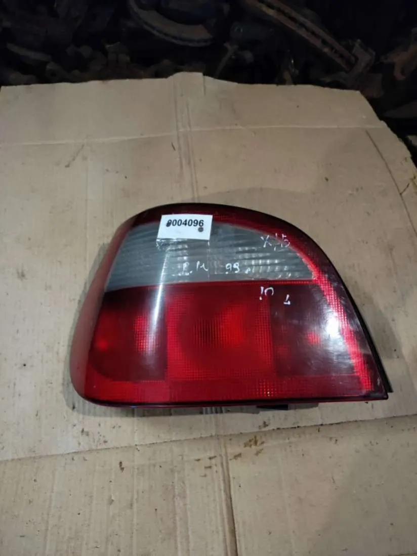 Фонарь задний левый Renault Megane 1 поколение