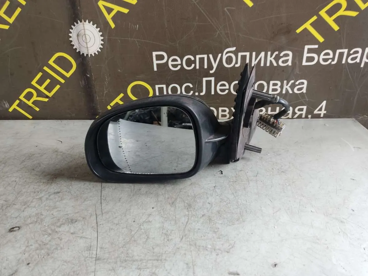 Зеркало левое Peugeot 406 1 поколение