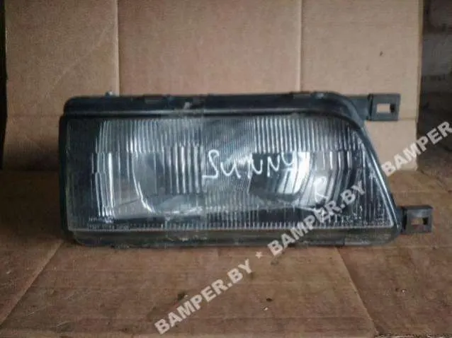 Фара правая Nissan Sunny B13