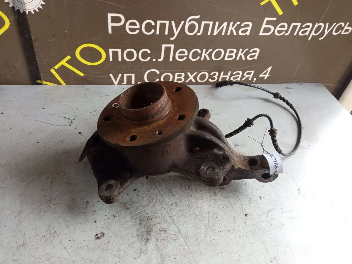 Ступица передняя правая Renault Scenic 3 поколение
