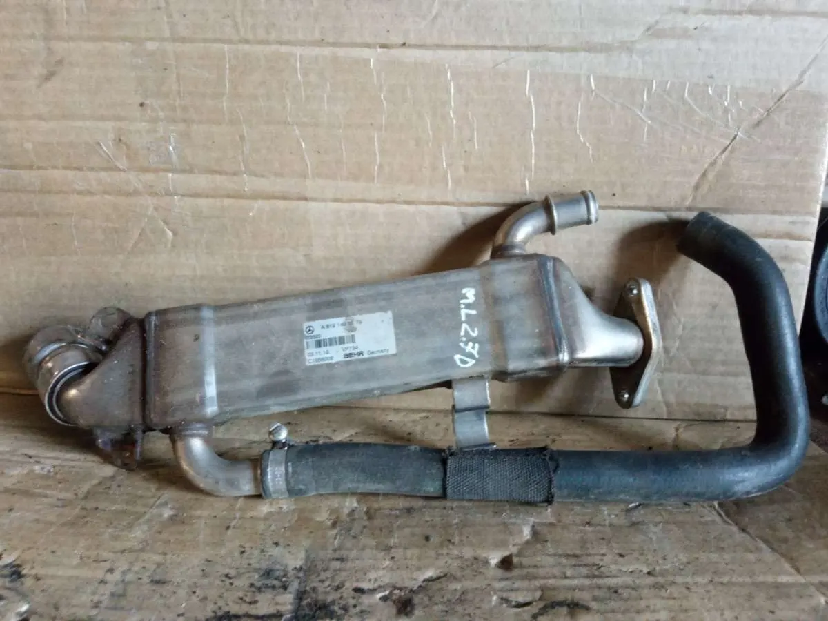 патрубок (трубка) EGR Mercedes-Benz A6121420079