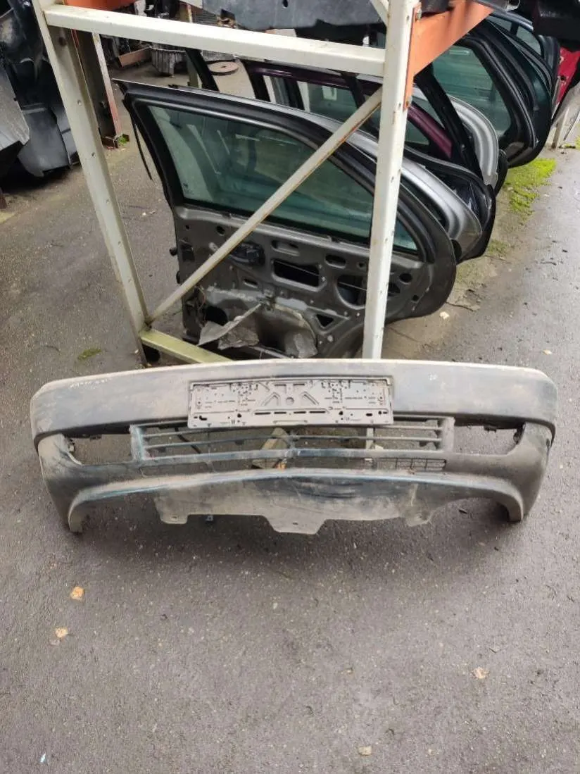 бампер передний Citroen Xantia 1 поколение