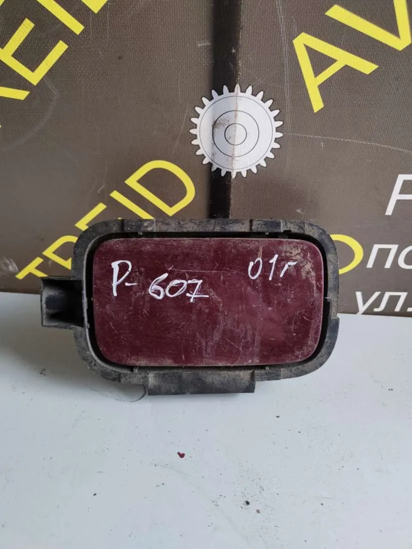 Лючок бензобака Peugeot 607 1 поколение