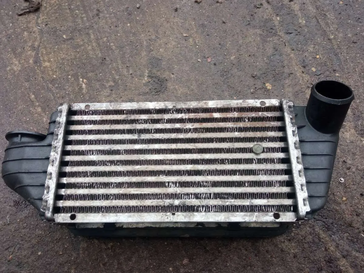 воздуховод интеркулера Ford Escort (North America) 6 поколение 91FF9L440AB