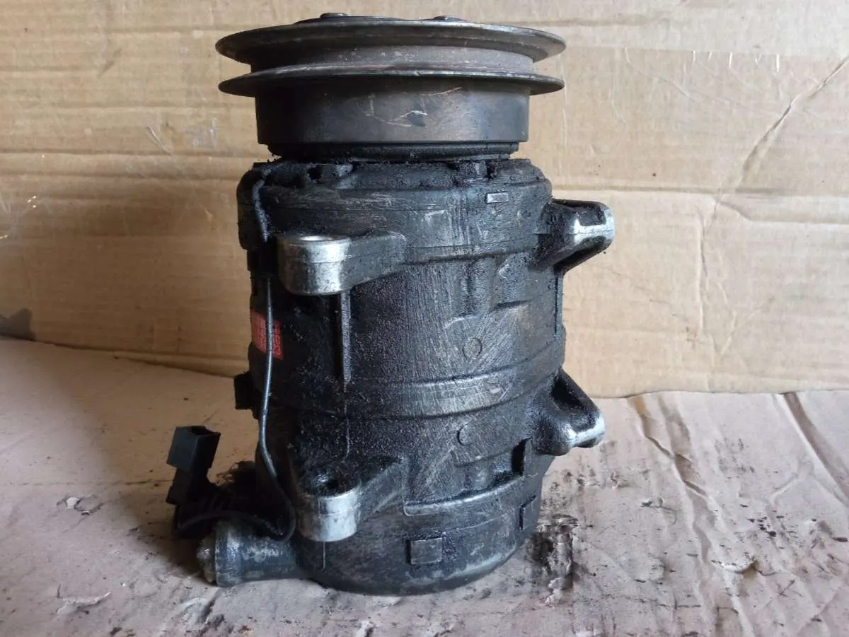 компрессор кондиционера 926008C810, 7761145010 Nissan Serena C23 Артикул IMP-260602-02198