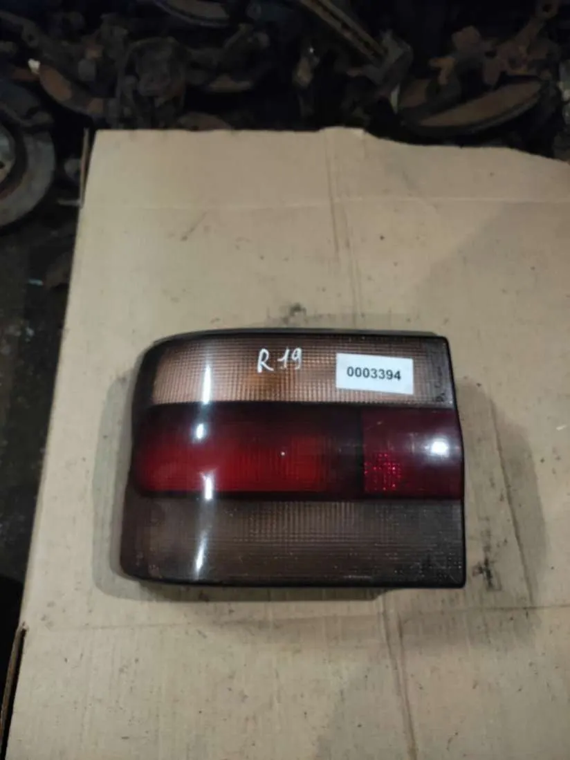 Фонарь задний левый Renault 19 1 поколение