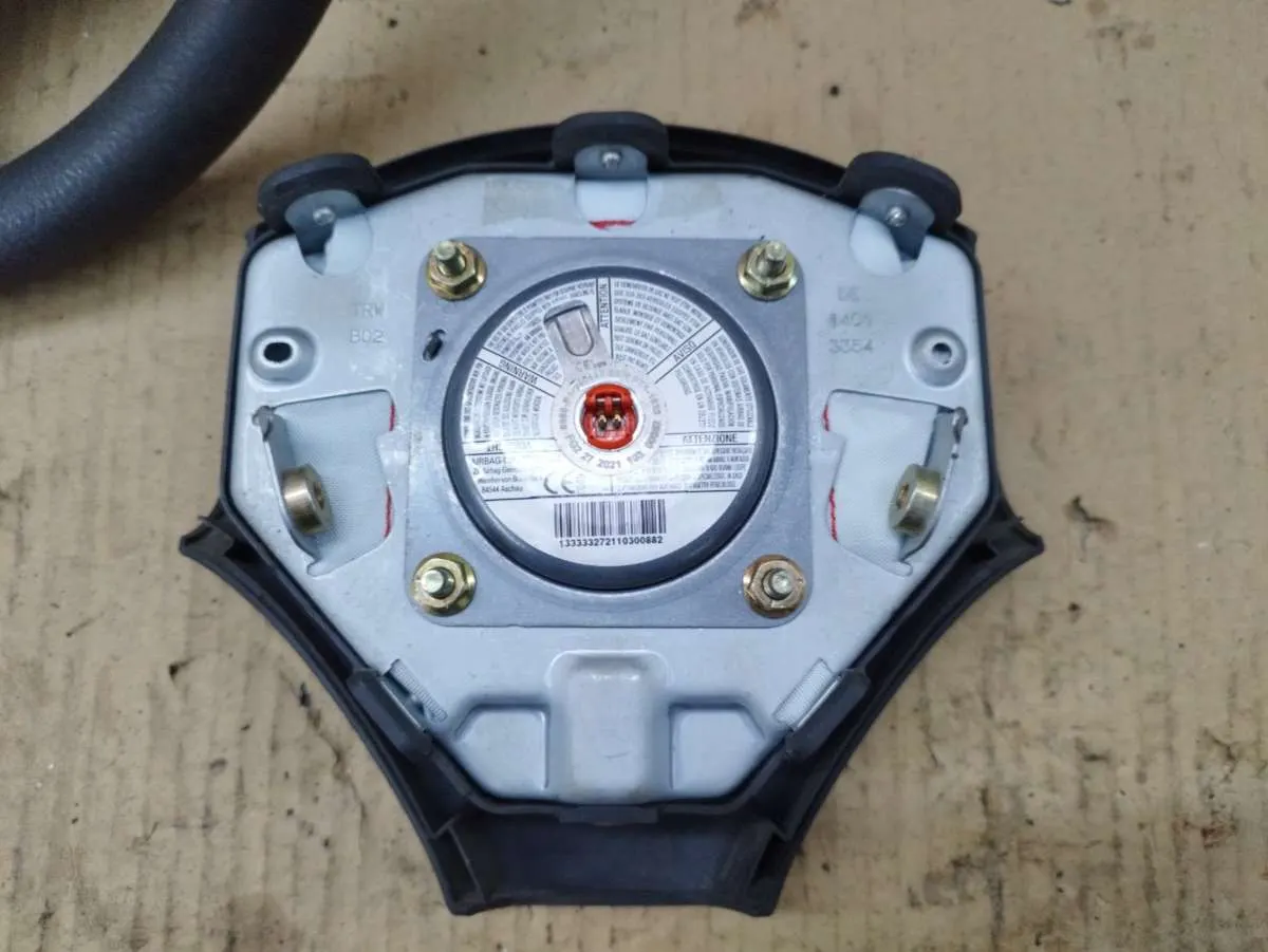 подушка безопасности (Airbag) Toyota Corolla E120 — фото 2