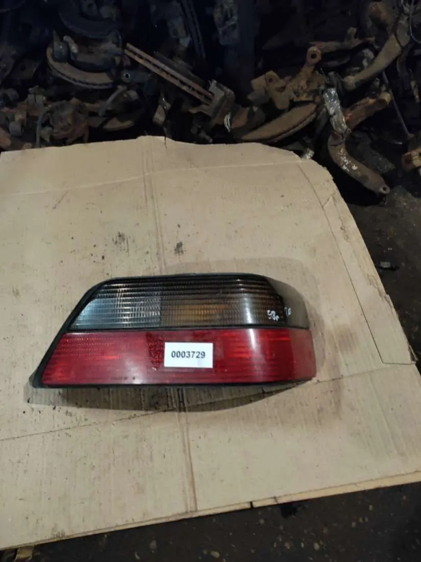 Фонарь задний левый Peugeot 605 1 поколение [рестайлинг]