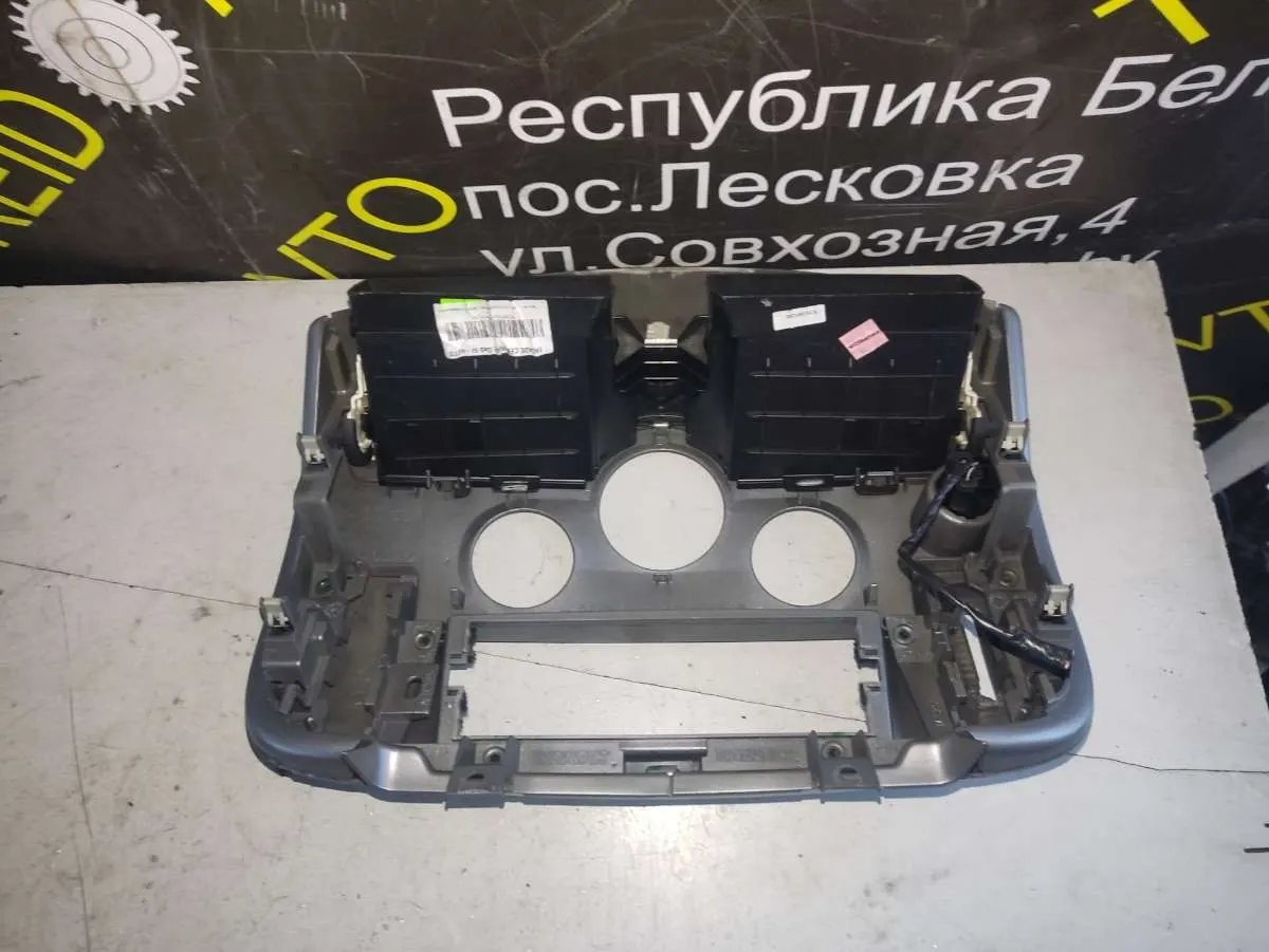 Рамка под магнитолу Renault Scenic 2 поколение — фото 2
