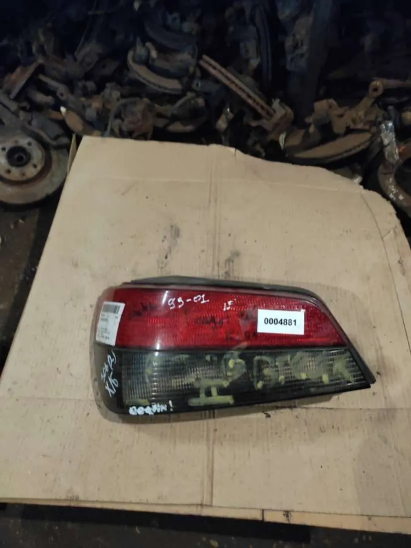 Фонарь задний левый Peugeot 306 1 поколение [рестайлинг]