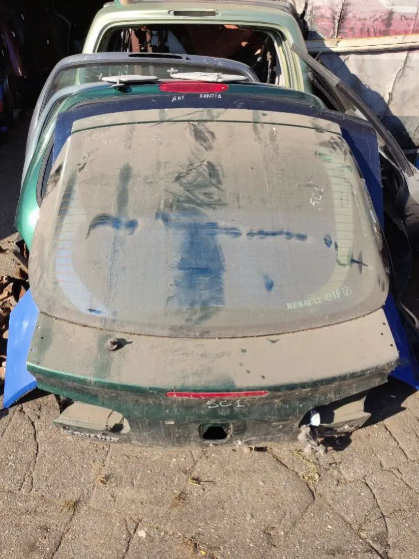 Крышка багажника (дверь 3-5) Renault Laguna 2 поколение