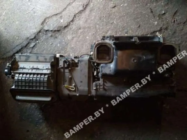 корпус отопителя (печки) Mercedes-Benz S-klas (w126)