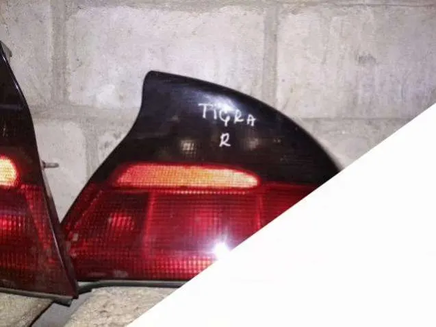 Фонарь задний правый Opel Tigra 1 поколение
