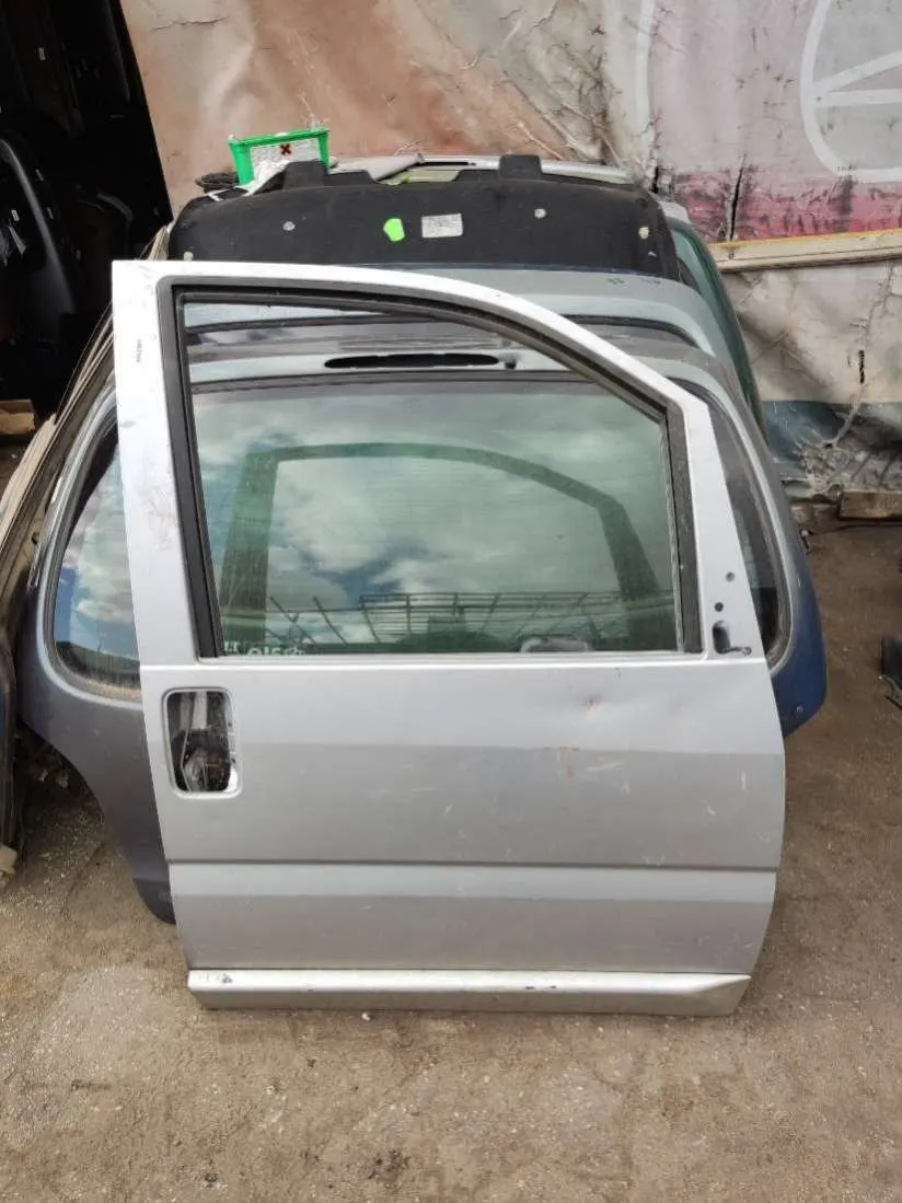 Дверь передняя правая Citroen Evasion 1 поколение