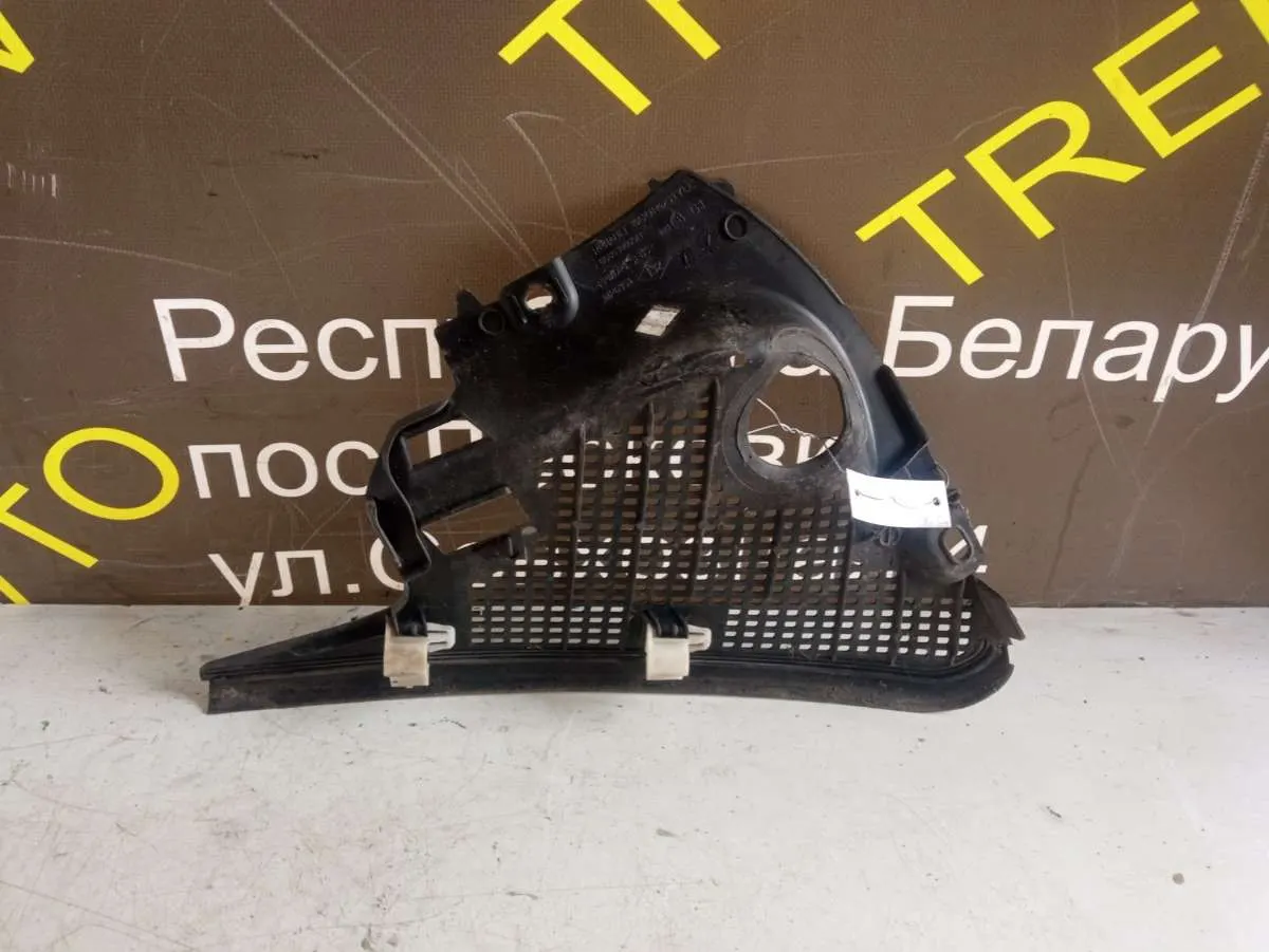 Решетка стеклоочистителя (Дождевик) Renault Scenic 3 поколение — фото 2