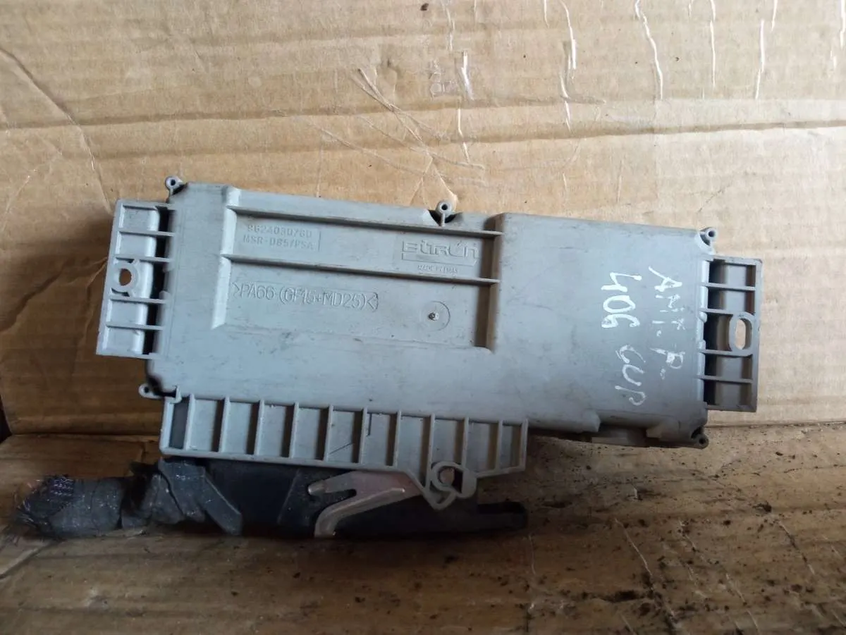 блок комфорта Peugeot 406 1 поколение [рестайлинг] 9624030780
