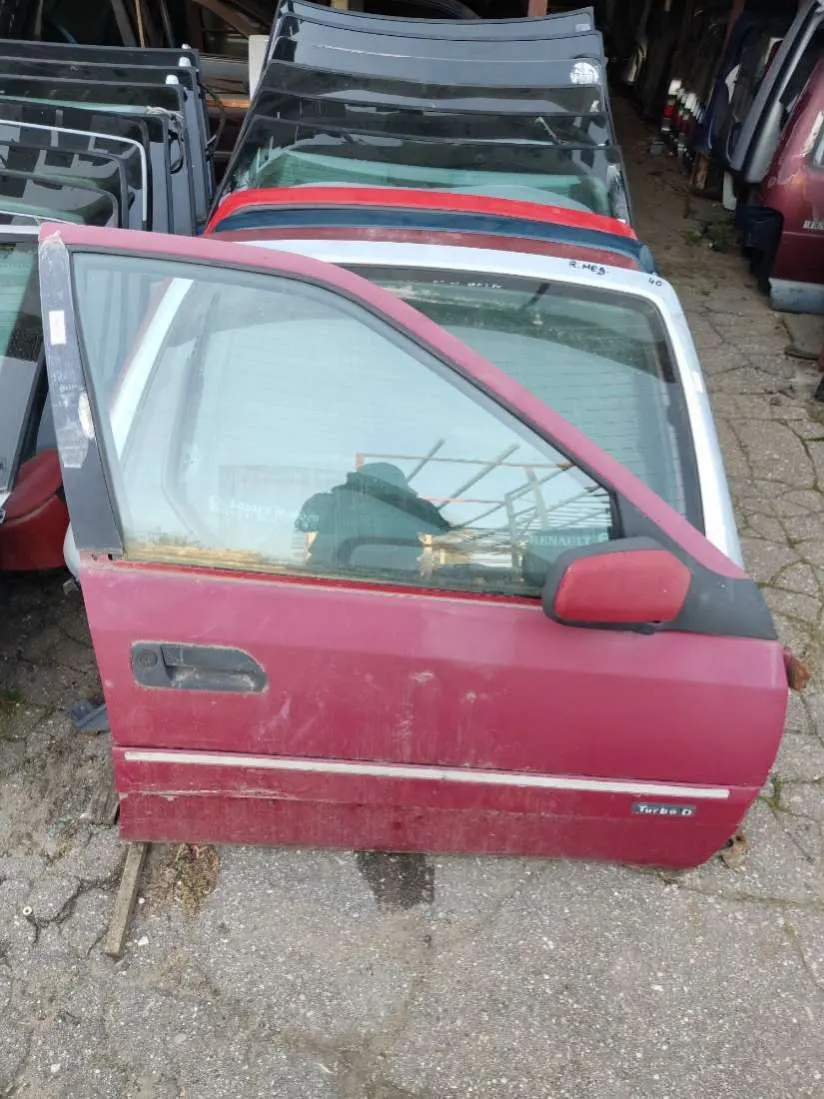 Дверь передняя правая Citroen Xantia 1 поколение