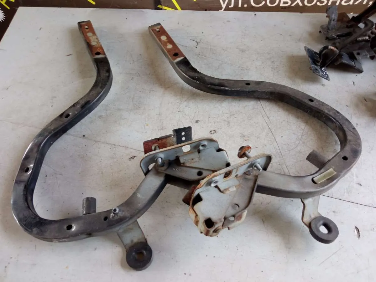 петля крышки багажника Jaguar S-Type 1 поколение [рестайлинг]