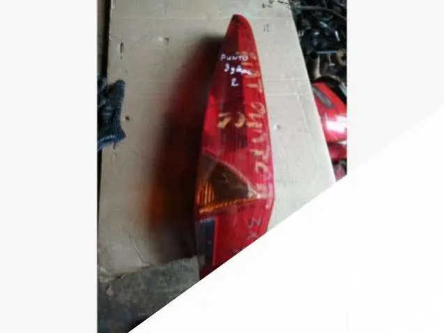Фонарь задний правый Fiat Punto 2 поколение