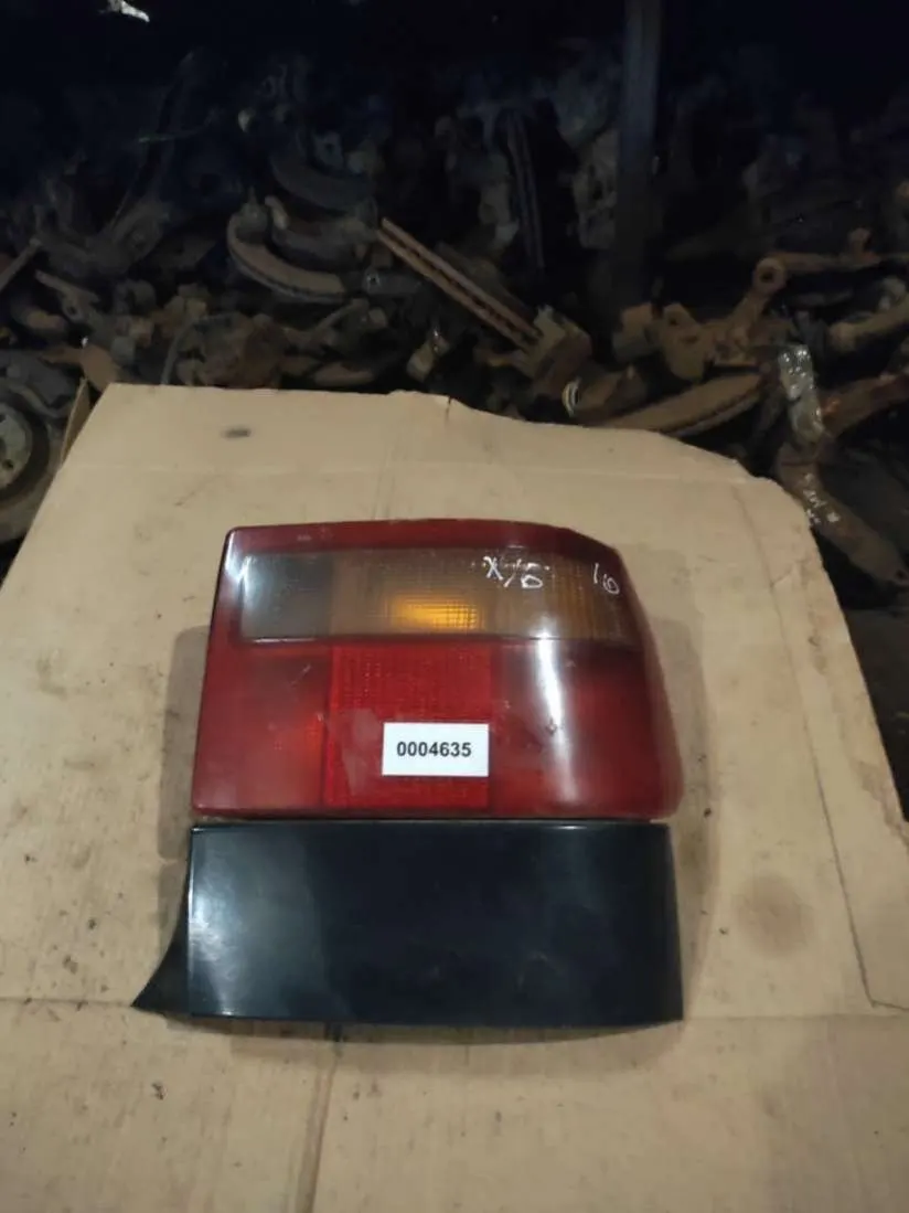 Фонарь задний правый Citroen ZX 1 поколение
