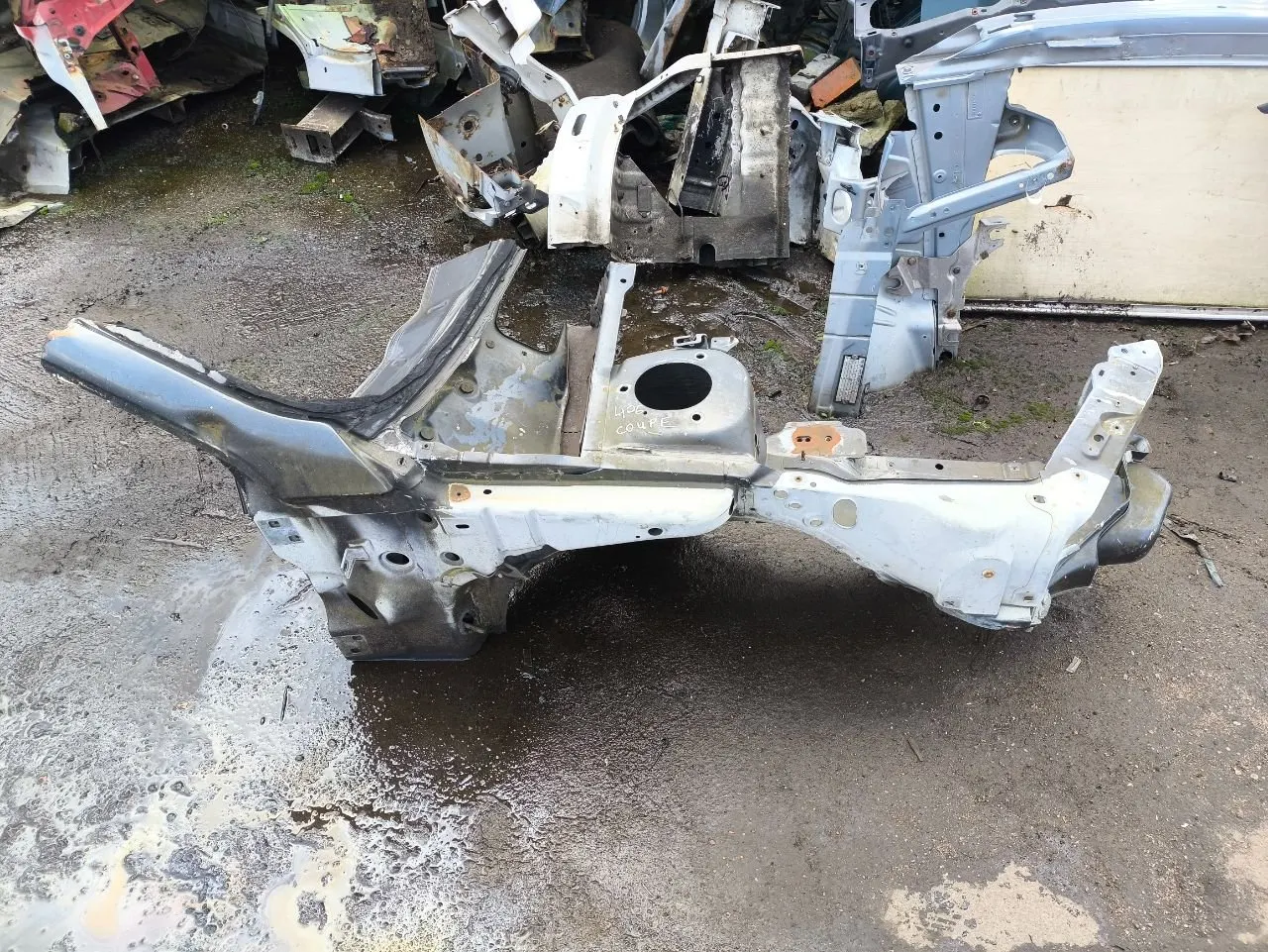 Лонжерон правый Peugeot 406 1 поколение