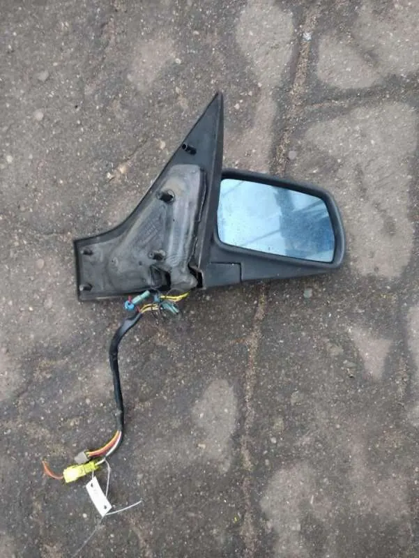 Зеркало правое Citroen Xantia 1 поколение