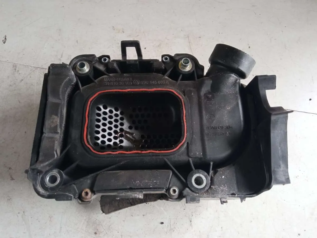 нагнетатель воздуха (компрессор) Volkswagen Touran 1 поколение 03C145650A