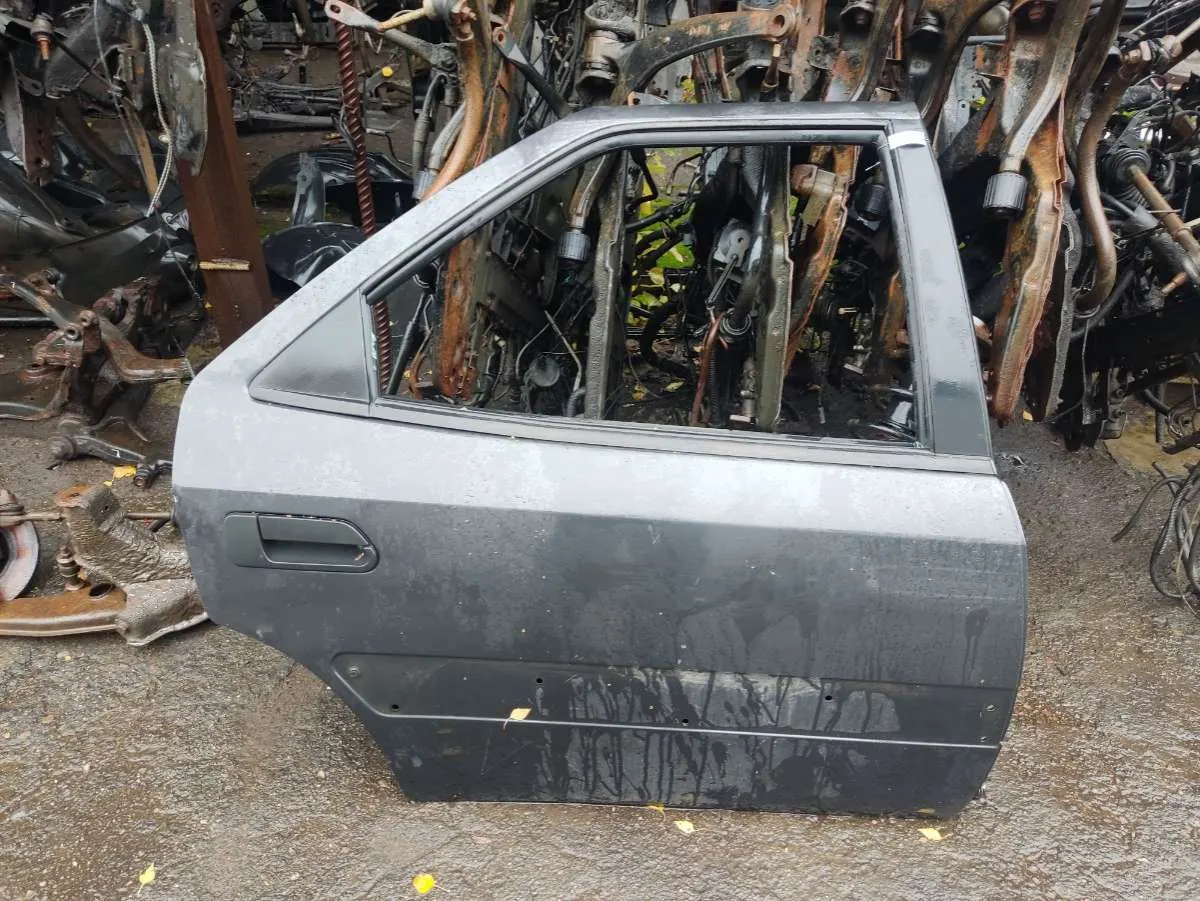 Дверь задняя правая Citroen Xantia 1 поколение