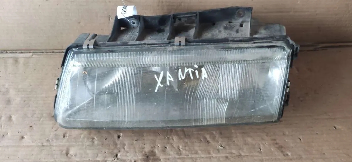 Фара передняя левая Citroen Xantia 1 поколение