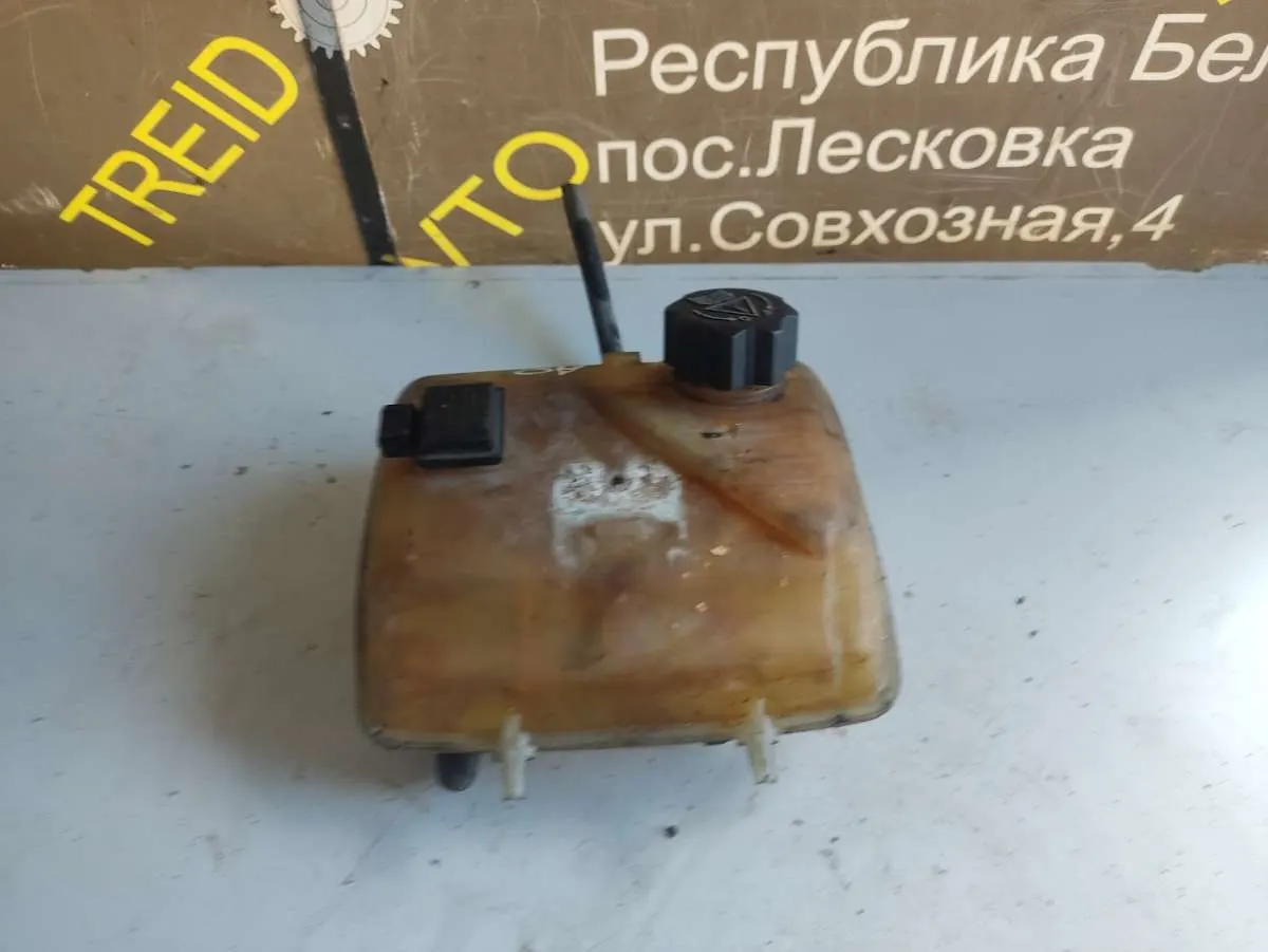 Расширительный бачок Citroen C8 1 поколение