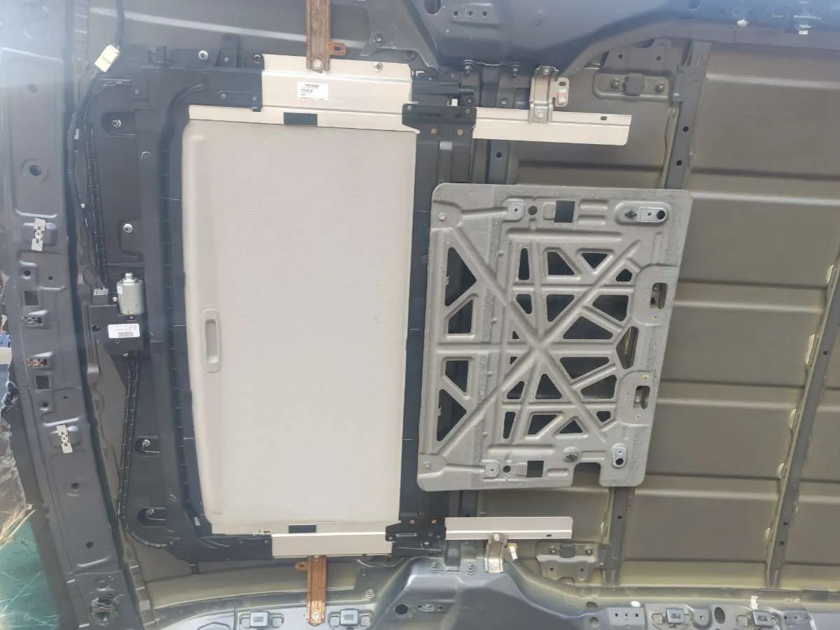 блок управления крышей / люком Toyota Sienna 3 поколение