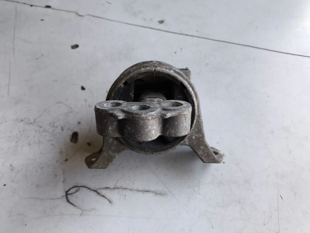 Подушка двигателя Opel Zafira A 90575772 — фото 2