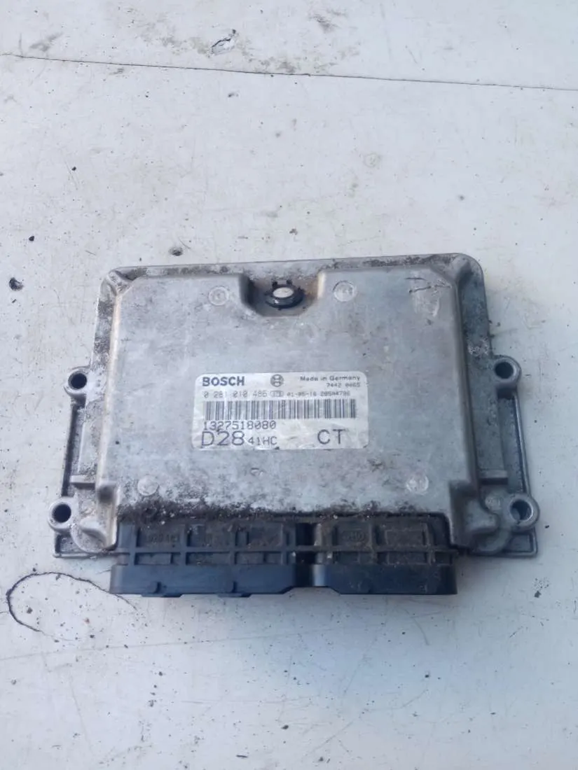 блок управления двигателем Fiat Ducato 0281010486