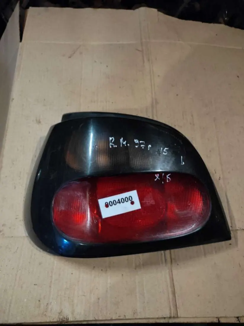 Фонарь задний левый Renault Megane 1 поколение