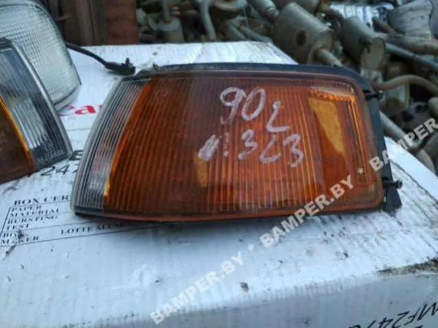 Поворотник левый Mazda 323 3 поколение (BF)
