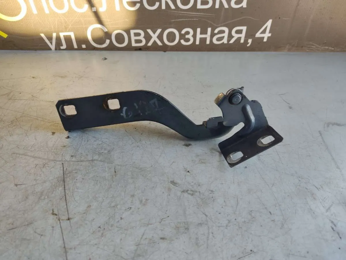 Петля капота левая Citroen
