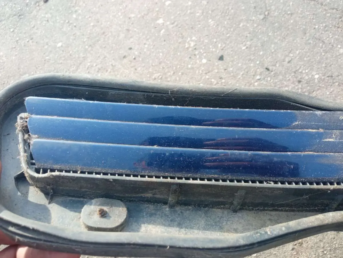 решетка капота 2108800705 Mercedes-Benz E-klasse AMG W210 Артикул IMP-260602-07872