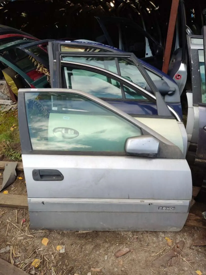 Дверь передняя правая Citroen Xantia 1 поколение [рестайлинг]