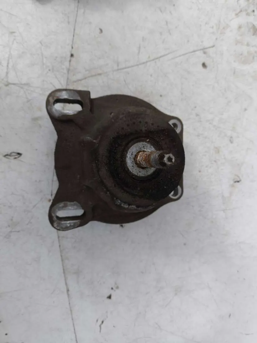 Подушка двигателя Ford Transit
