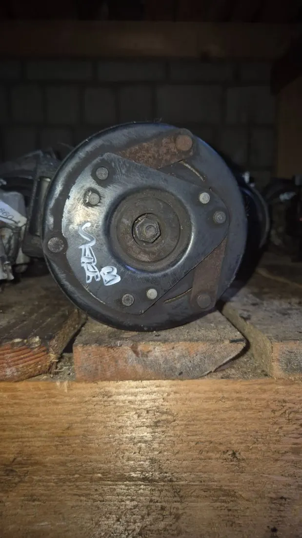 компрессор кондиционера Opel Zafira A — фото 2