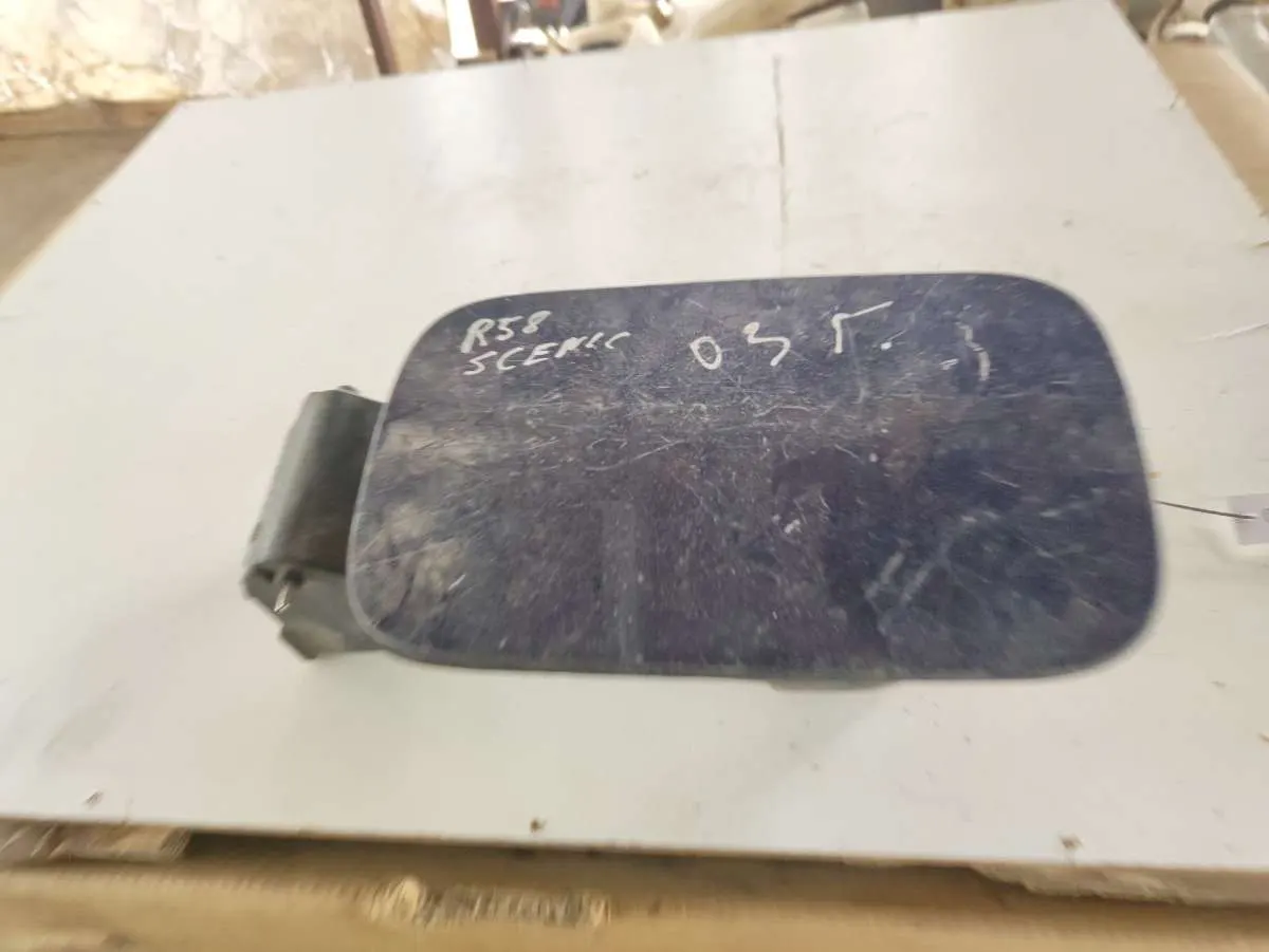 Лючок бензобака Renault Scenic 2 поколение