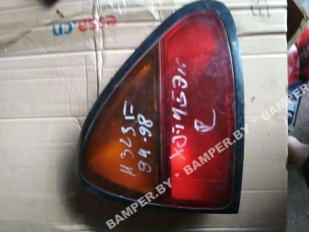 Фонарь задний правый Mazda 323 5 поколение (BA)