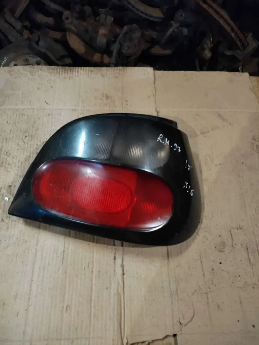 Фонарь задний правый Renault Megane 1 поколение