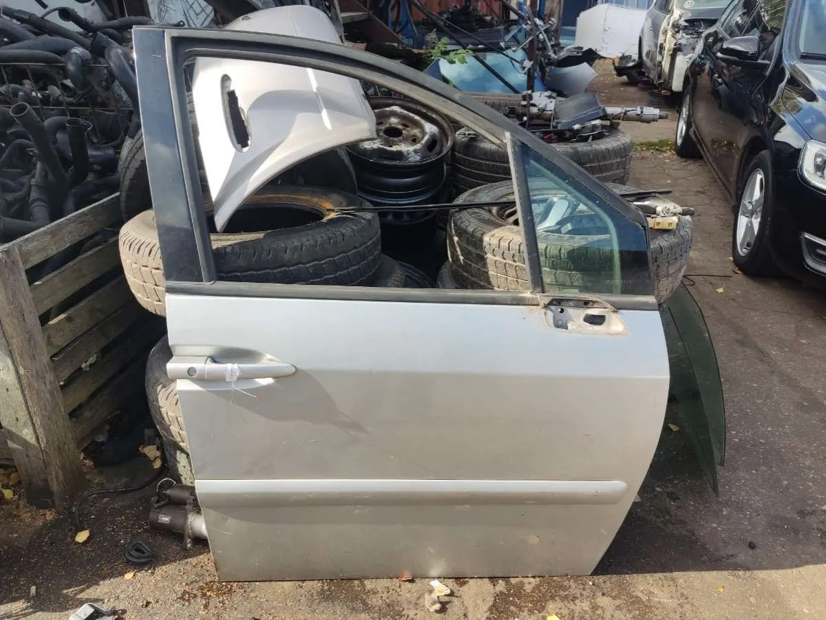Дверь передняя правая Citroen C8 1 поколение