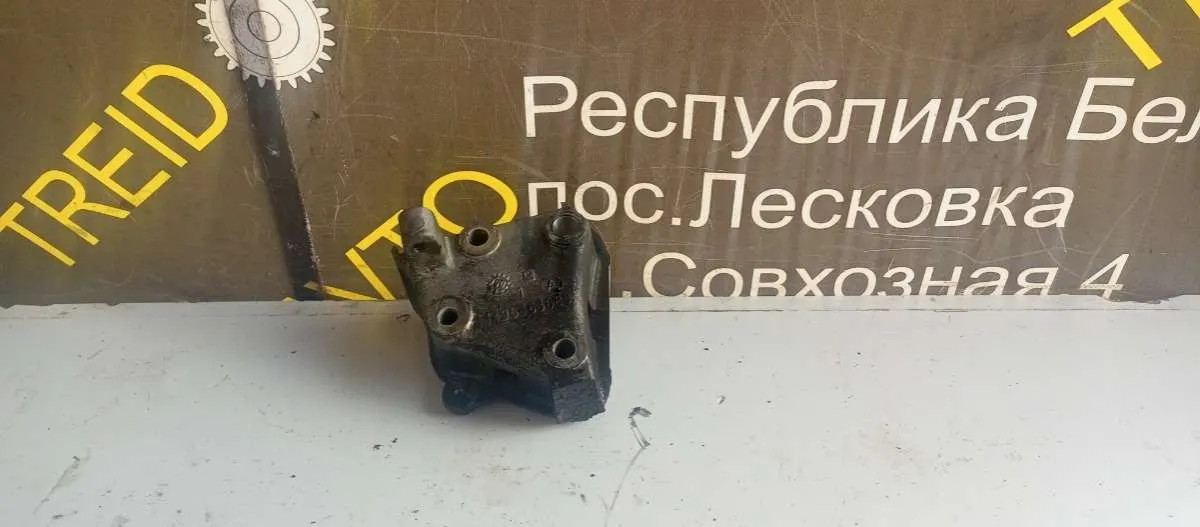 кронштейн двигателя Citroen C8 1 поколение 1495383080
